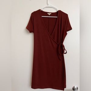 Soft rubbed Madewell wrap dress. Size medium. Barely worn.